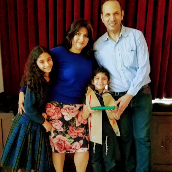 Meet your Posher, Shirley - Picture 1 of 1